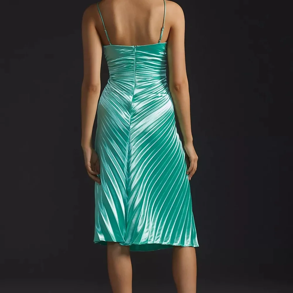 NWT Anthropologie Delfi Collective V-Neck Pleated Midi Dress - Picture 2 of 4